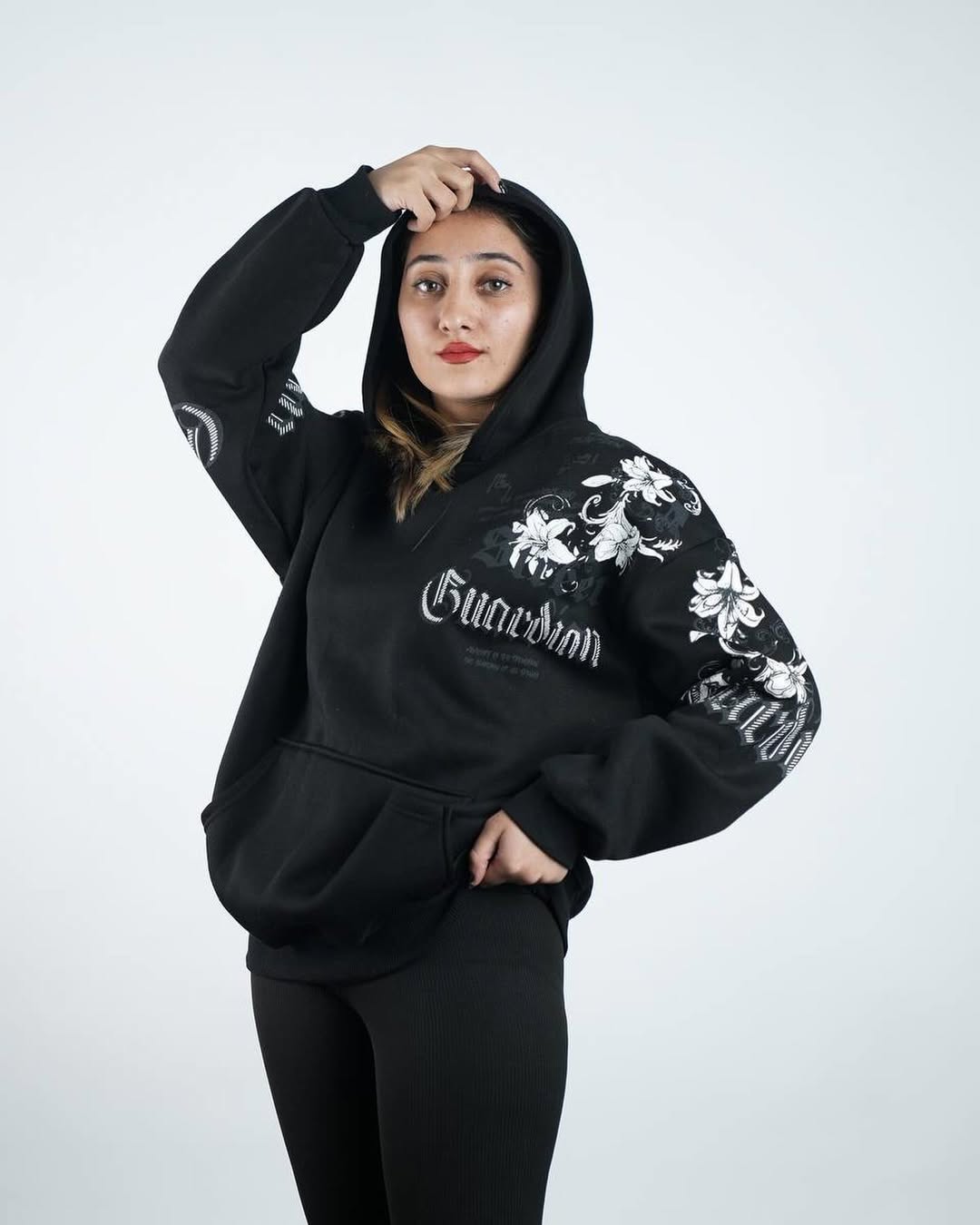 هودي الملاك شارع كارديان , قالب كبير