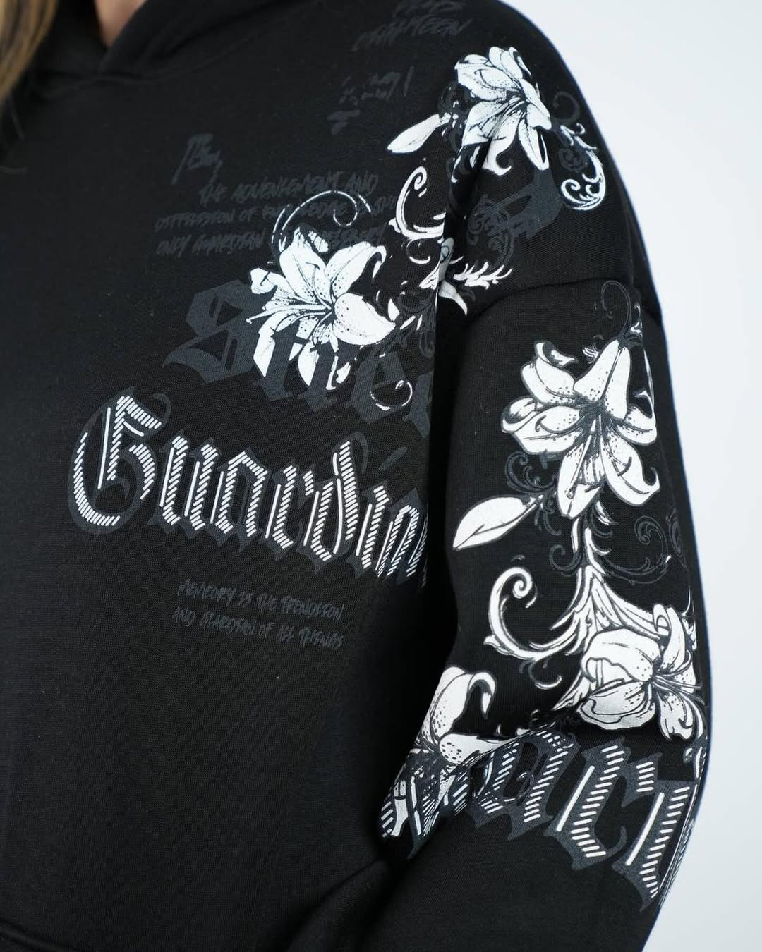 هودي الملاك شارع كارديان , قالب كبير