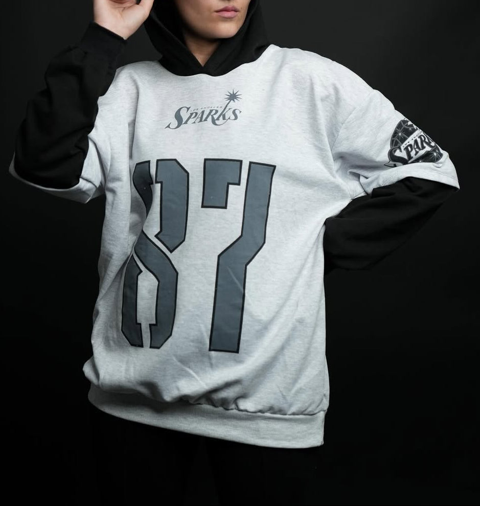 SPARKS 87 - هودي ابيض واسود , قالب طبيعي