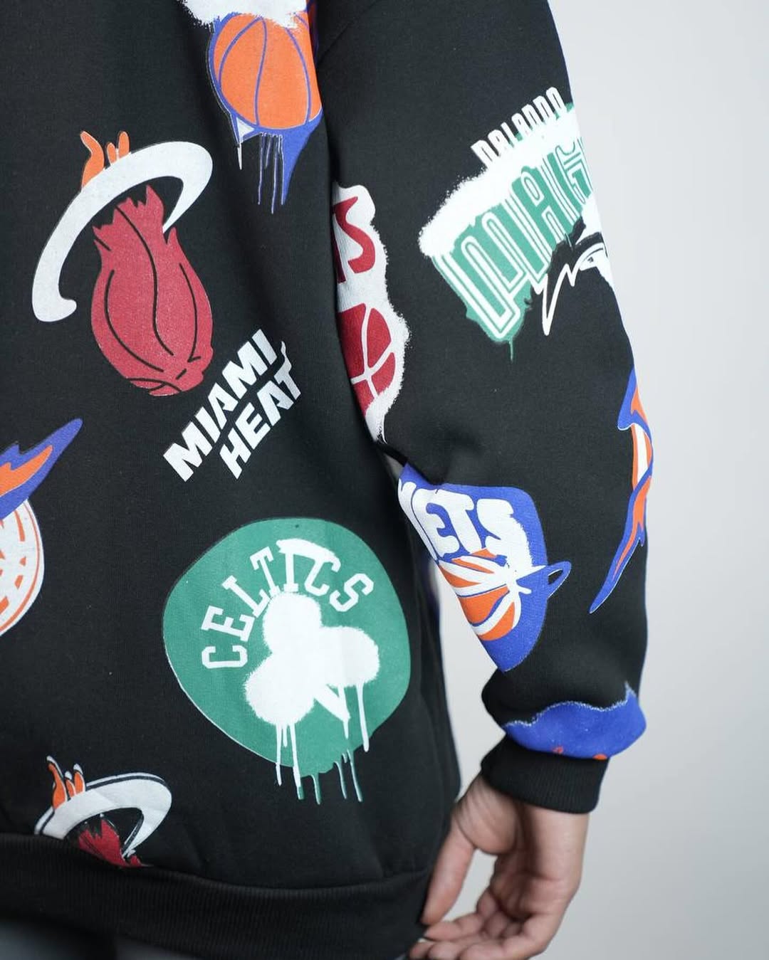 NBA - سويتر قطني قالب كبير شعار فريق