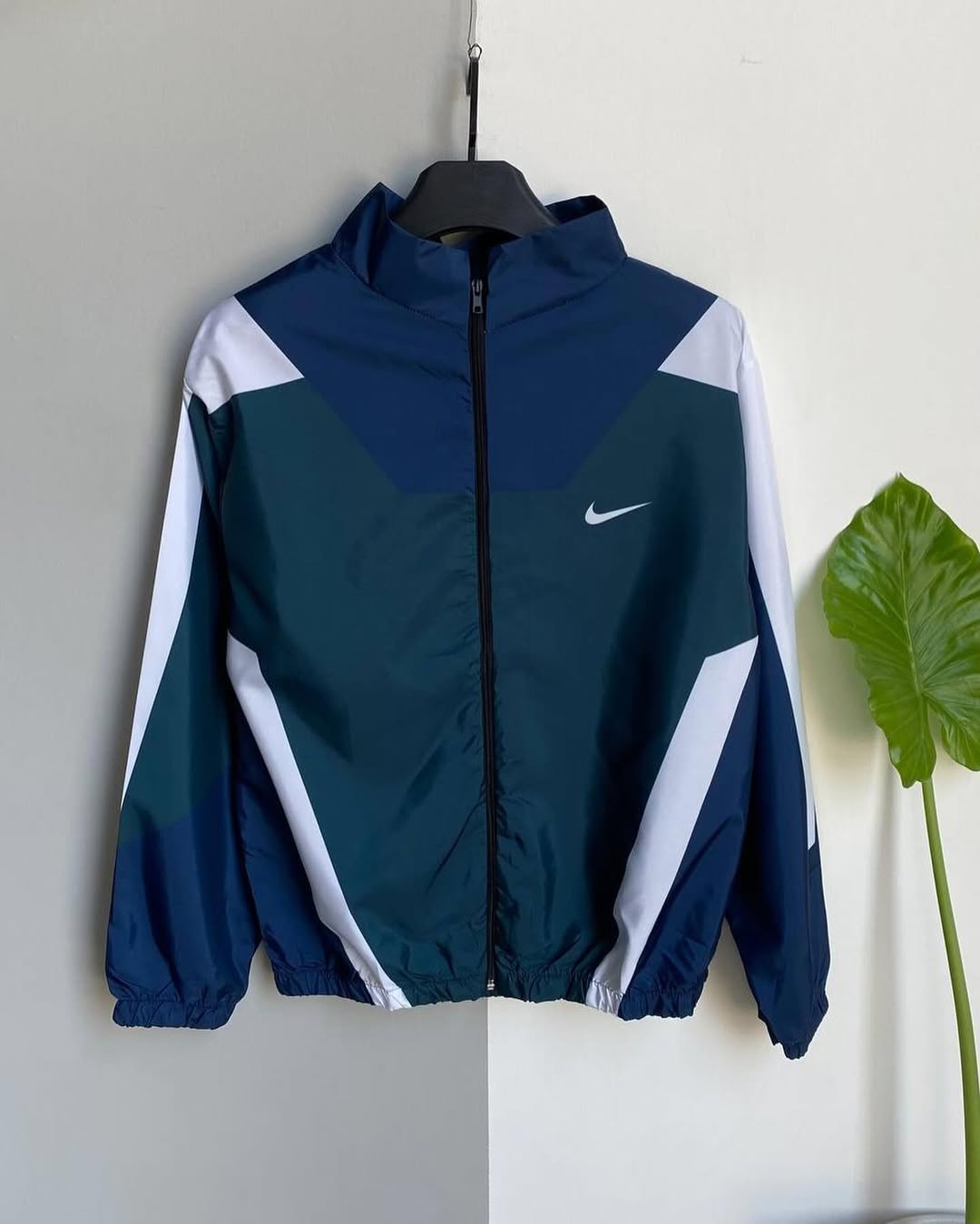 جاكيت نايك نيلي , مطري خفيف