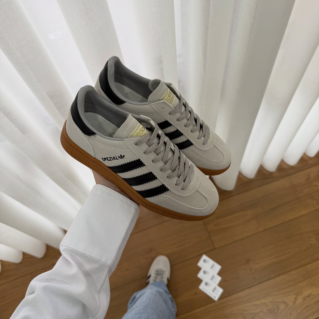 حذاء اديداس سامبا حجري اسود , قالب طبيعي (القياسات بين 36>46)