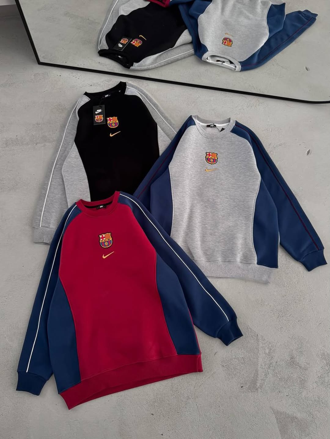 سويترات برشلونة نايك بلونين , قالب كبير