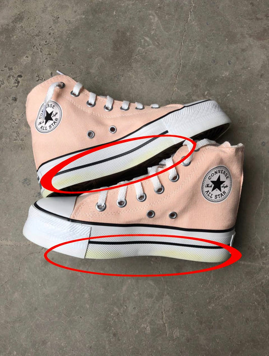 حذاء كونفرس وردي , معيوب (صفار أسفل الحذاء )