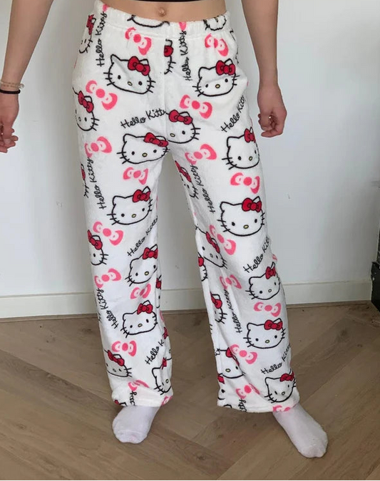 بجامة هيلو كيتي ثخين لاستيك لون ابيض , قالب طبيعي