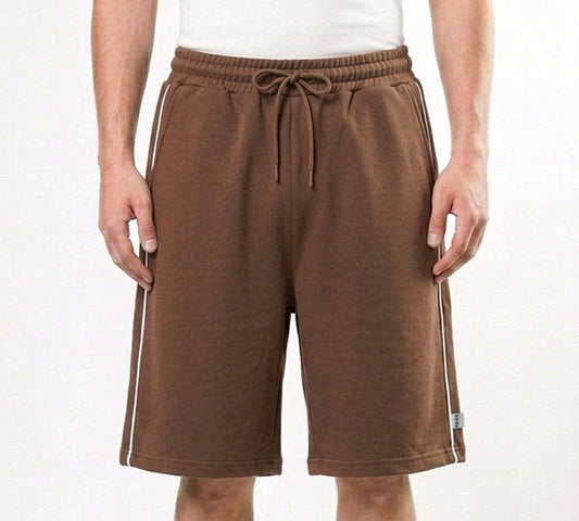 شورت جوزي سادة بخط ابيض , قالب طبيعي