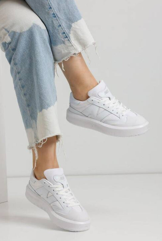 حذاء نيو بلانص 302 ابيض ,قالب صغير (القياسات بين 36>40)