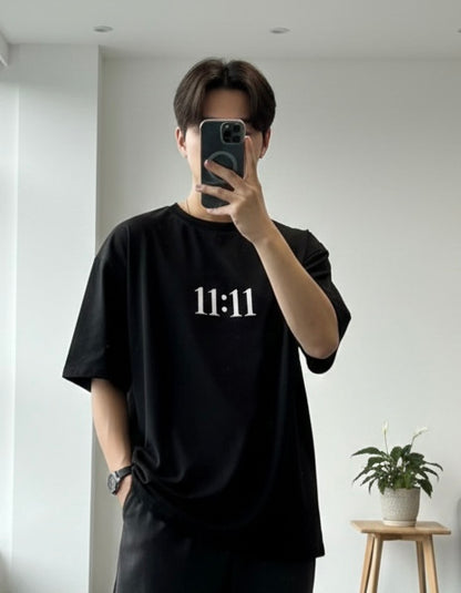 تيشيرت وقت 11:11