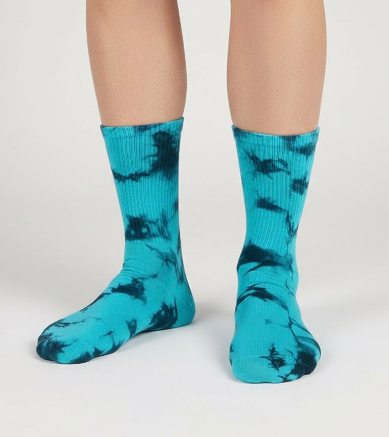 جوارب رياضية تاي-داي سمائي واسود ✅