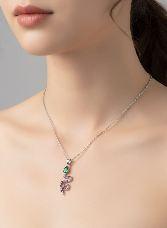 قلادة كريستال الافعى ✅