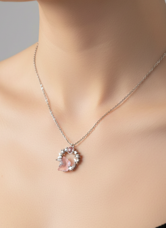 قلادة فراشة ونجوم وردية ✅