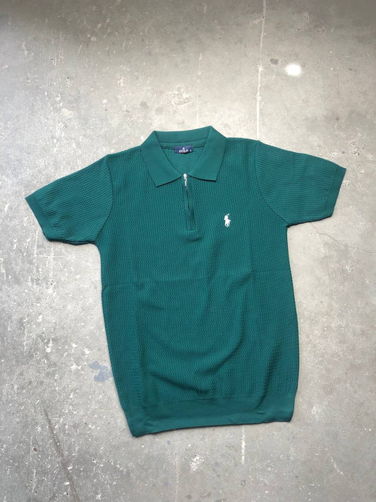 تيشيرت بولو نصف سحاب زيتوني قالب طبيعي