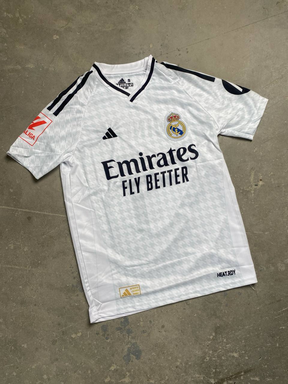 تيشيرت ريال مدريد فيني 7 قالب صغير