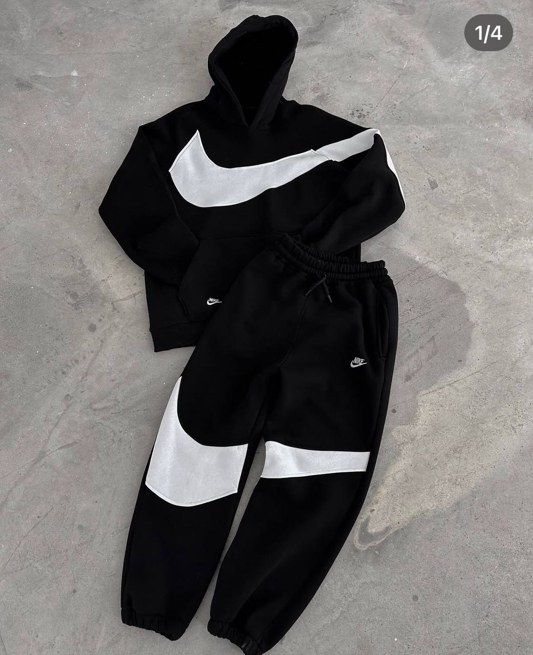 تراك اسود وابيض نايك رجالي نسائي قالب كبير