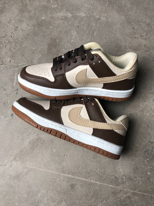 حذاء نايك SB ناصي قهواء وبيجي قالب طبيعي