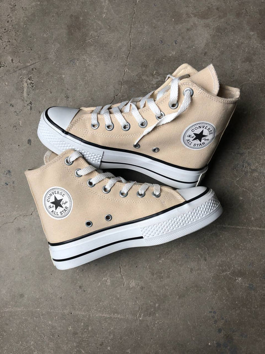 حذاء كونفرس كعب عالي قالب طبيعي