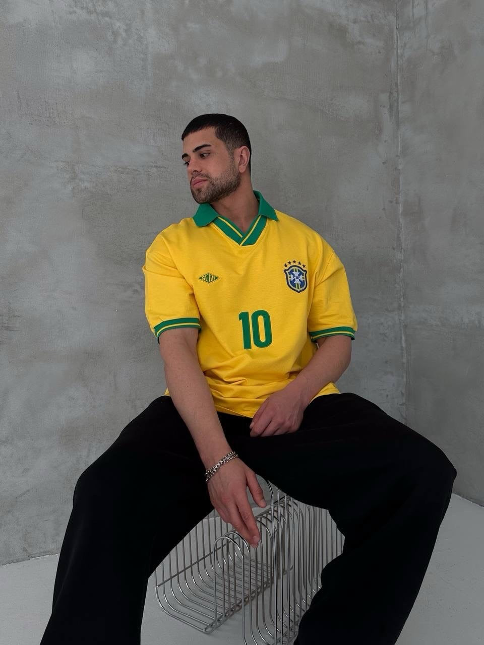 تيشيرت منتخب البرازيل , قالب كبير