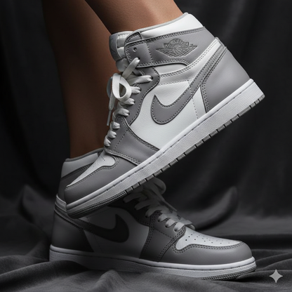 حذاء جوردن نايك اير رصاصي وابيض , قالب طبيعي ✅