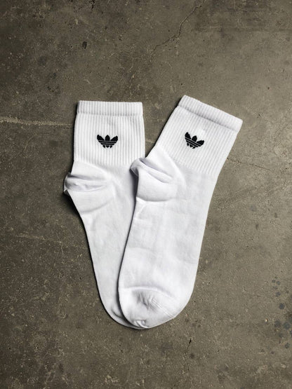 جواريب اديداس قصير