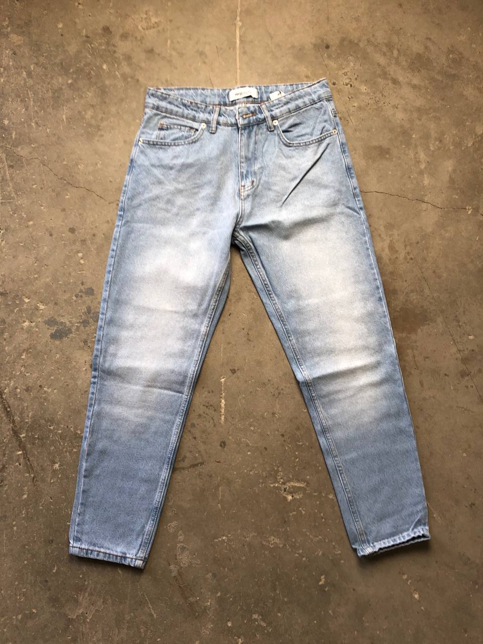 بنطرون جينز رجالي ثلجي , قالب طبيعي