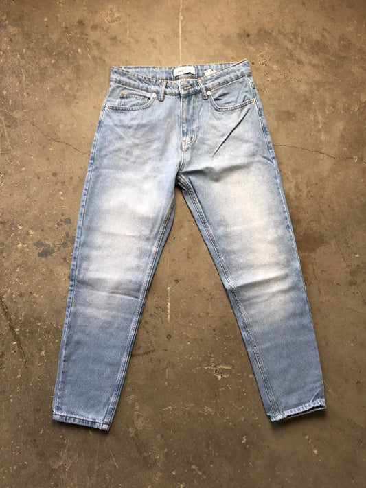 بنطرون جينز رجالي ثلجي , قالب طبيعي