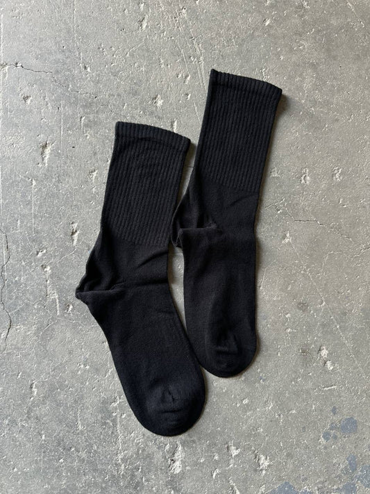 جوارب اسود سادة