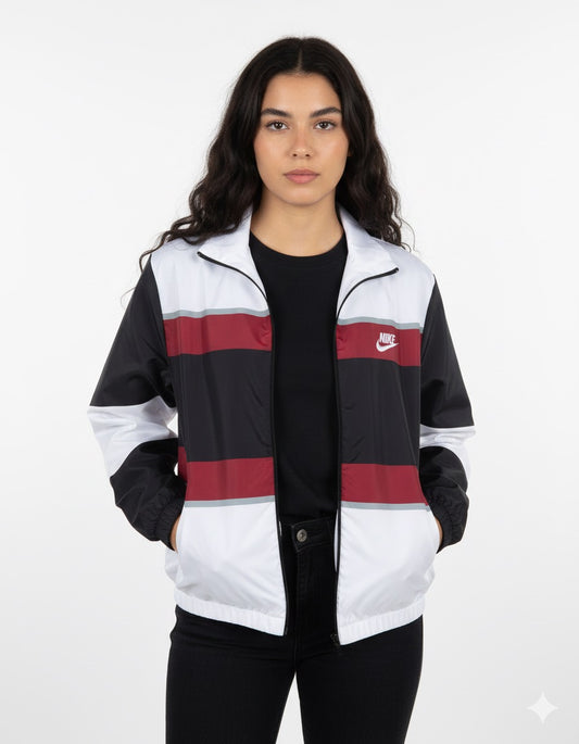 جاكيت نايك ابيض احمر واسود مطري خفيف ✅