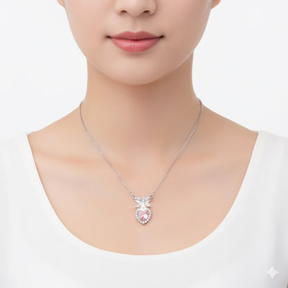 قلادة كرستال قلب وفيونكة