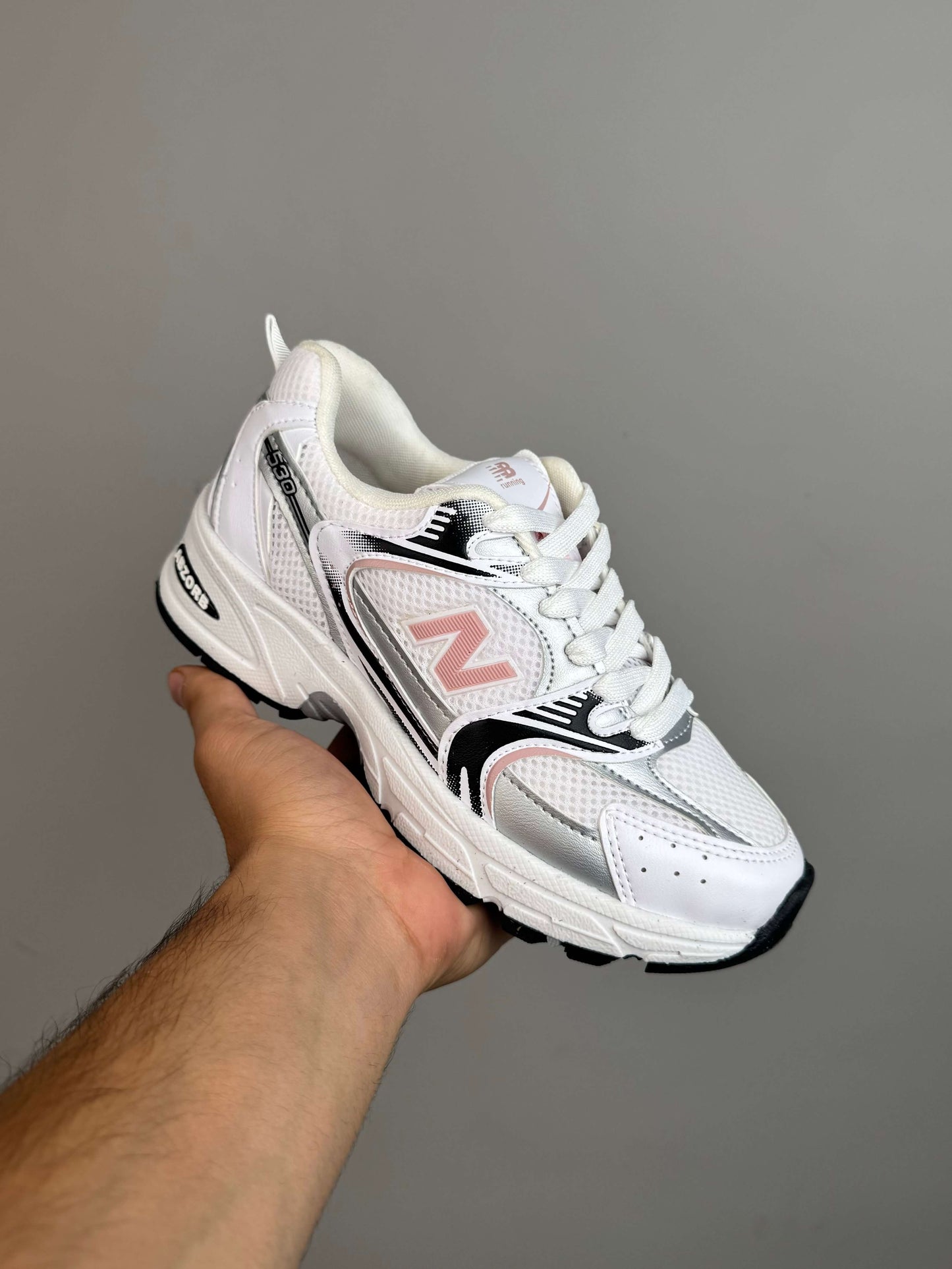 حذاء نيو بلانص رياضي  ,قالب طبيعي (القياسات بين 36>44) New Balance 530