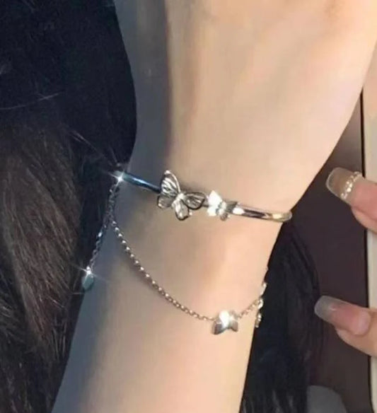 سوار فراشات فضي