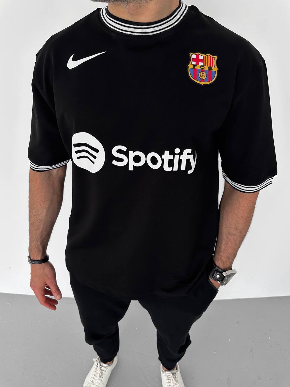 تيشيرت برشلونة ردن وياخة مخطط ,قالب كبير