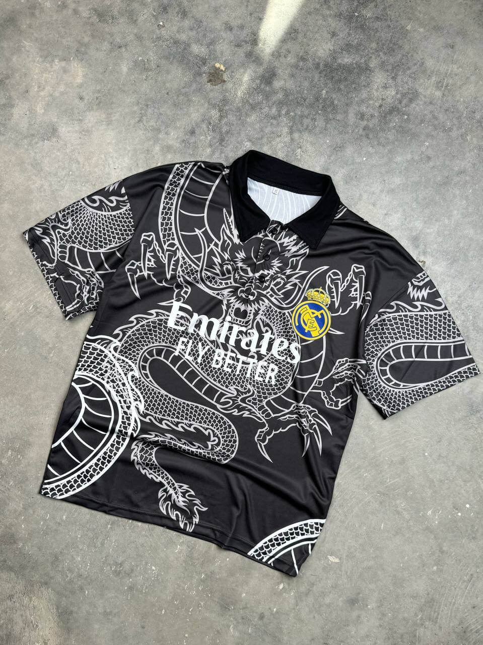 تيشيرت ياخة ريال مدريد (حسب الطلب)