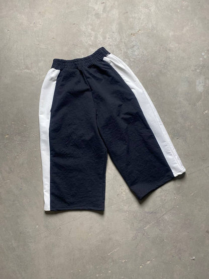 شورت قطني اسود وابيض , قالب طبيعي