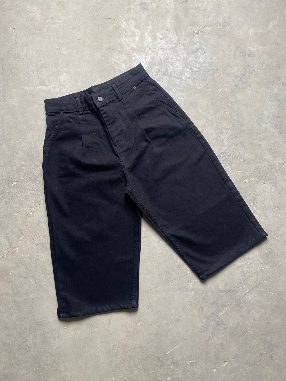 شورت جينز اسود سادة , قالب طبيعي