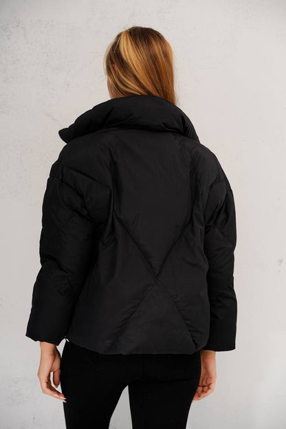 جاكيت نسائي بفر ألماس نفخ اسود