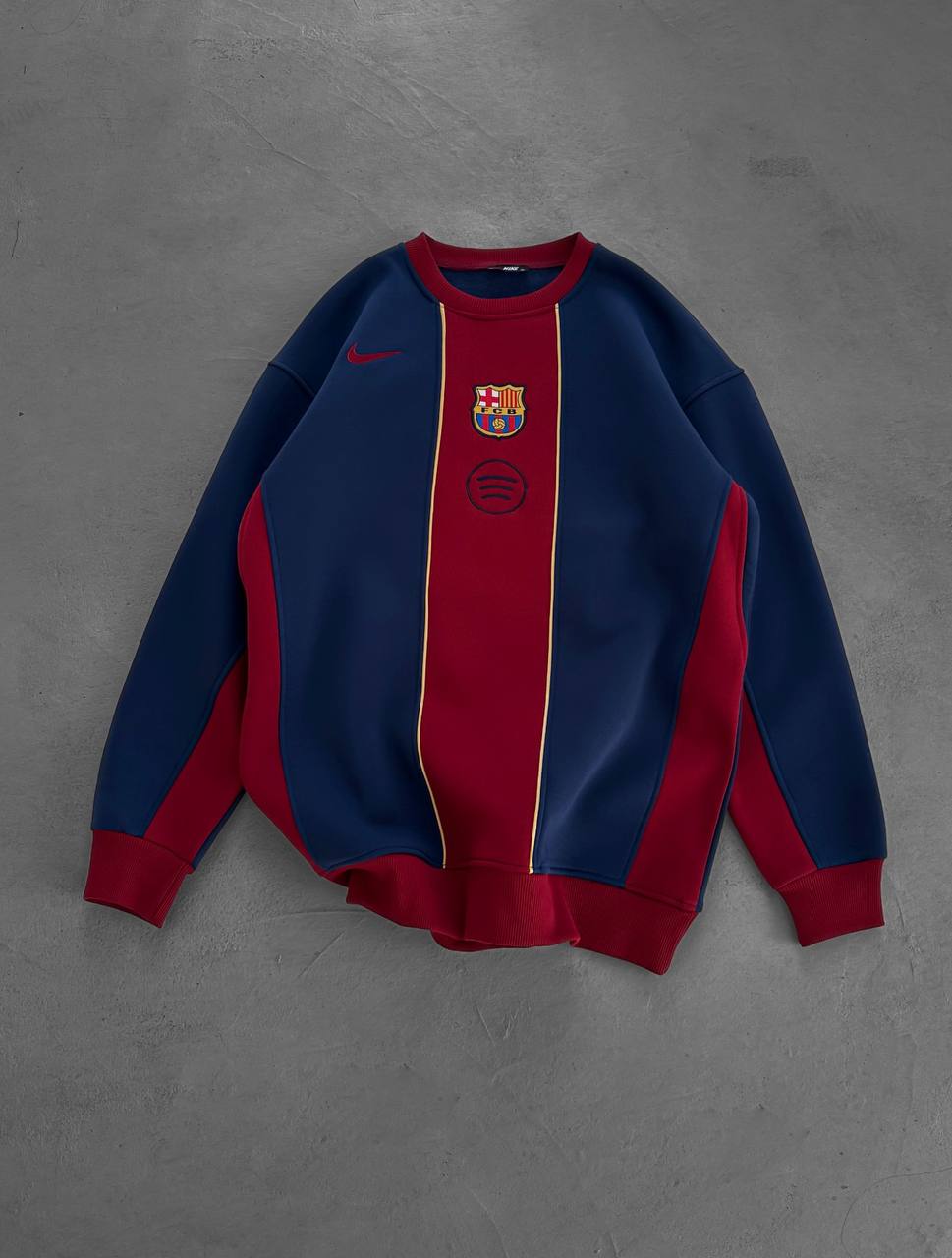 سويتر برشلونة نايك احمر وازرق , قالب كبير