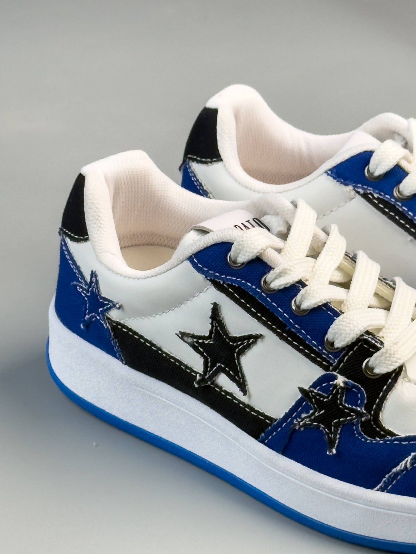 (القياسات بين 36>40) حذاء نجوم ازرق ,قالب صغير