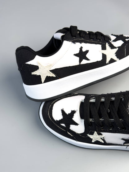 (القياسات بين 36>40) حذاء نجوم اسود ,قالب صغير