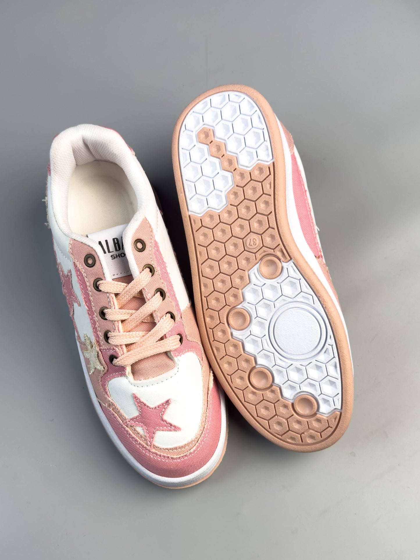 (القياسات بين 36>40) حذاء نجوم وردي ,قالب صغير