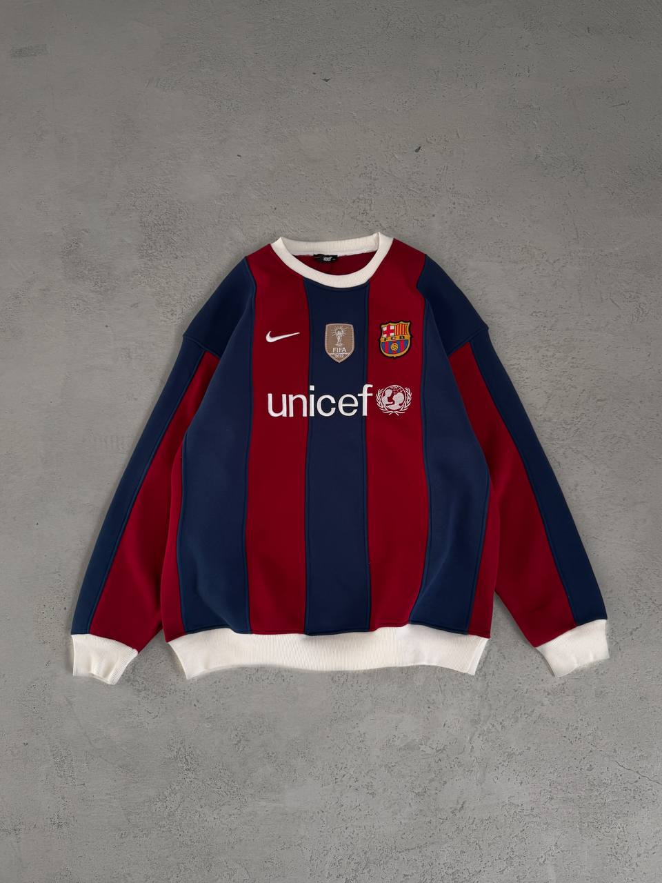 سويتر برشلونة نايك يونسيف , قالب كبير