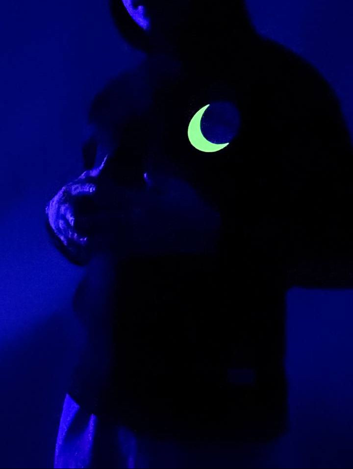 هودي قناع قمر , فسفوري مضيء بالظلام