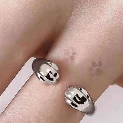 محبس بناتي يد قطة