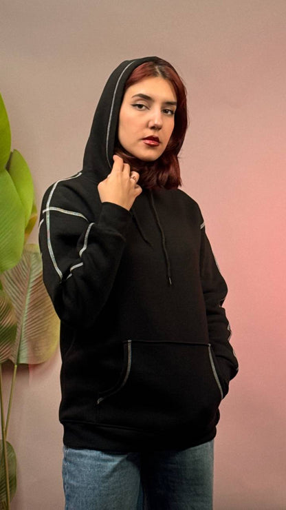 هودي اسود خط ابيض سادة , قالب طبيعي