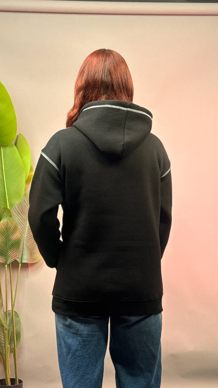 هودي اسود خط ابيض سادة , قالب طبيعي