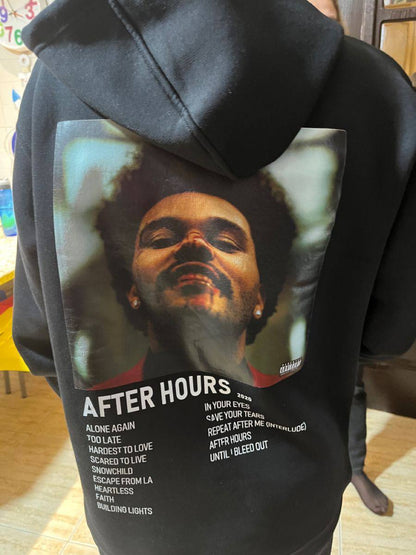 هوديات للمغني ذا ويكند