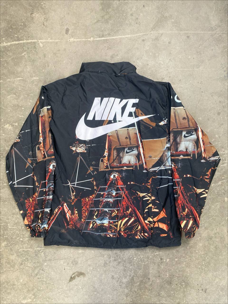 جاكيت نايك اسود وجوزي , مطري خفيف