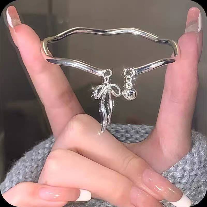 سوار بناتي فيونكة فضي *